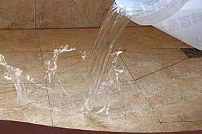 西塞山漏水维修 免砸砖防水材料该如何施工